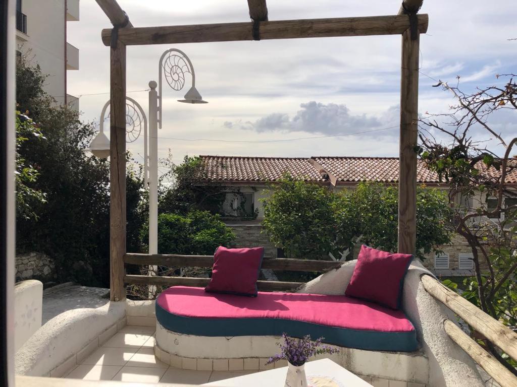 Vila 15 Bougainville Sarandë Eksteriør billede